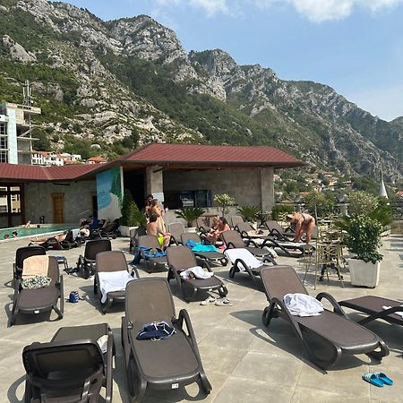 Hotel Panorama Kruje View On The Castle And The Old Town Luaran gambar