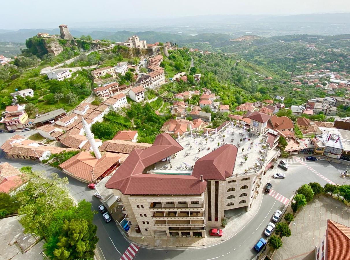 Hotel Panorama Kruje View On The Castle And The Old Town Luaran gambar